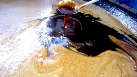 Cách Nhận Biết Mật Mía Bị Hư và Biện Pháp Xử Lý Hiệu Quả