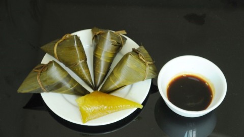 Tự tay làm món bánh gio mật mía - Thơm lừng vị ngọt đồng quê