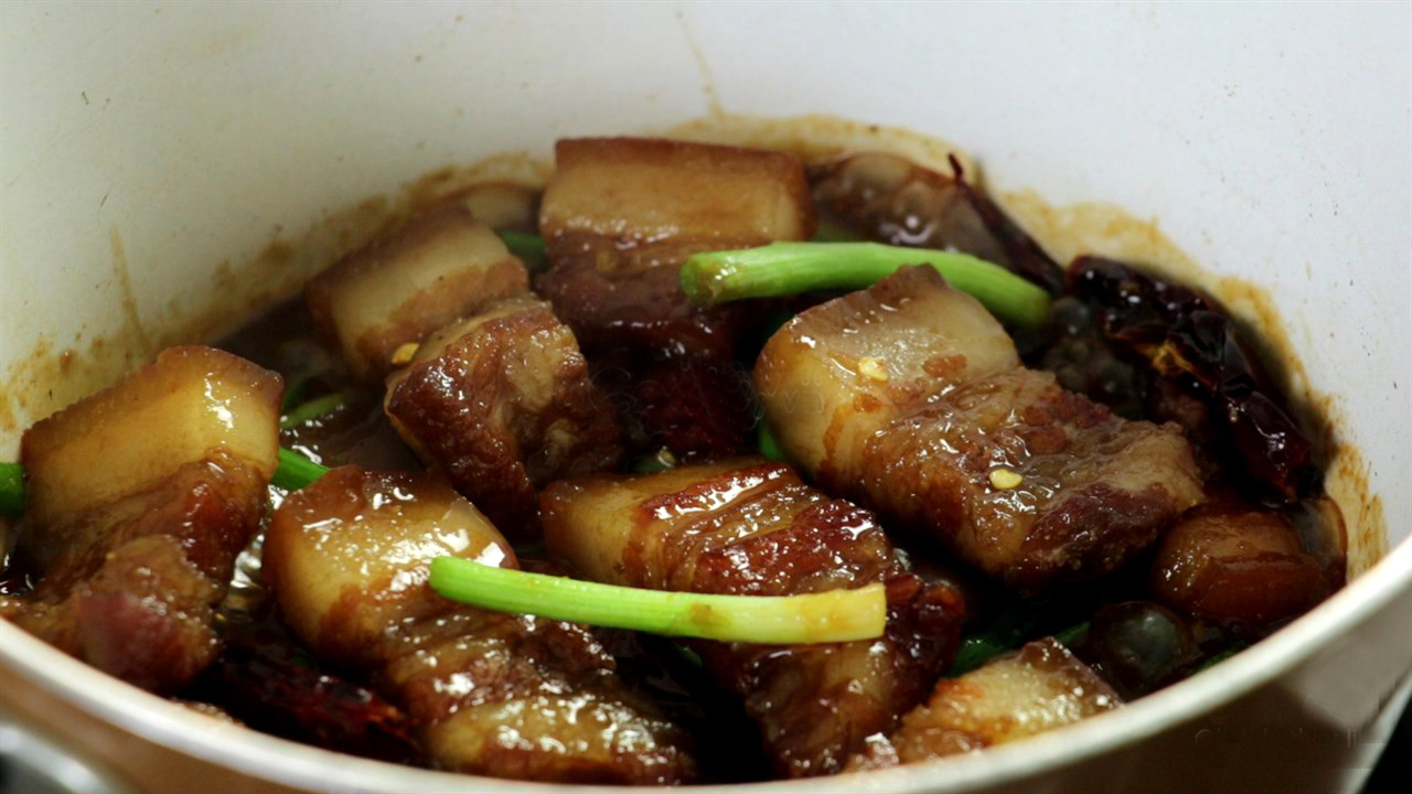 Thịt ba rọi rim Mật mía